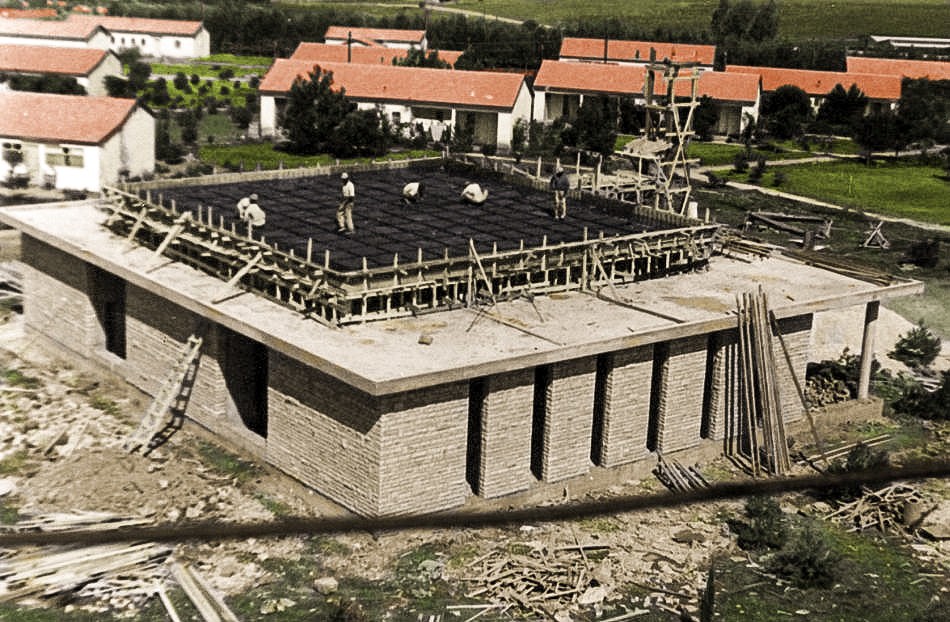בנית בית הכנסת 1960